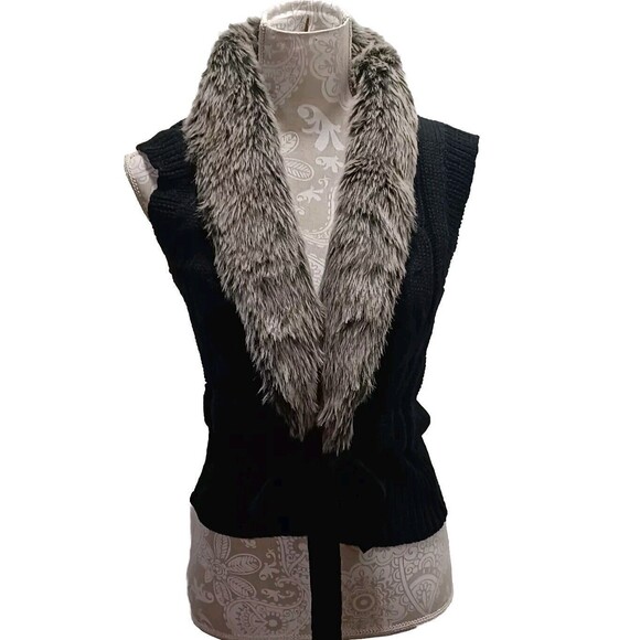 New Directions Black Faux Fur Collar Sweater Vest Womens Petite Small - Picture 1 of 7